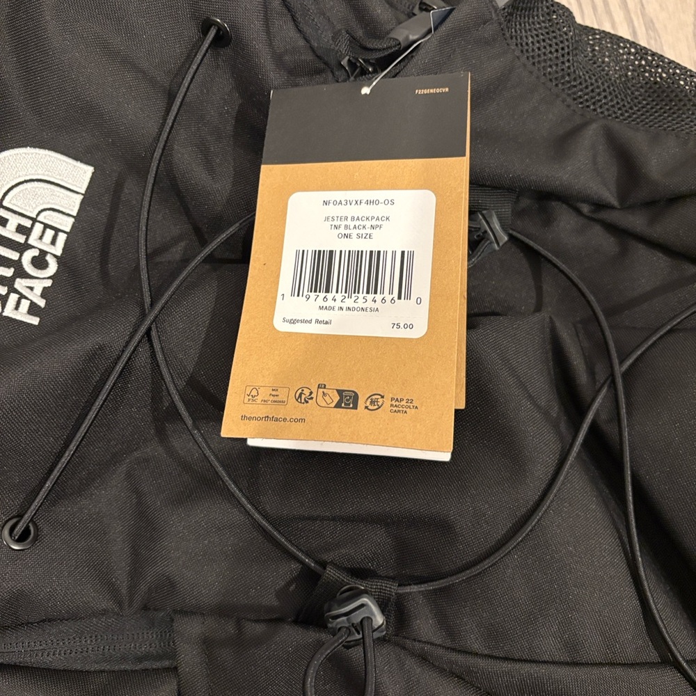 The North Face Men's Jet Black Backpack - Picture 5 of 5